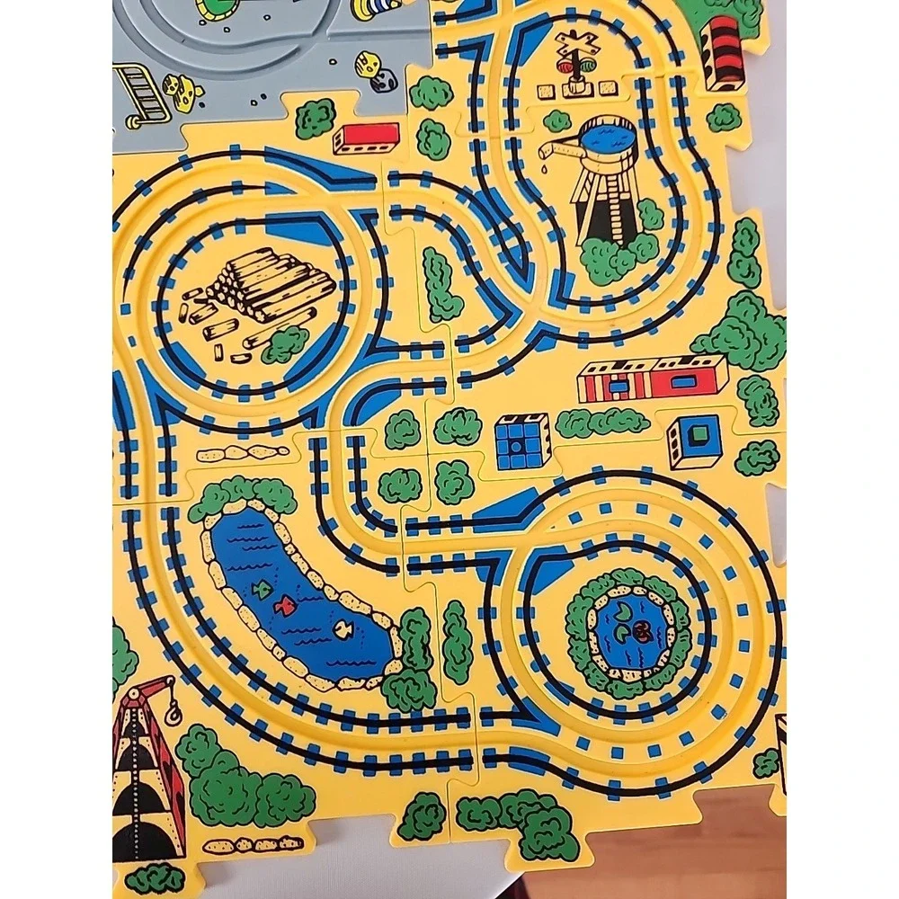 Lot 30 Trackmates Kids Car/Track Sets 4 Sets Town, Construction, Military, Space